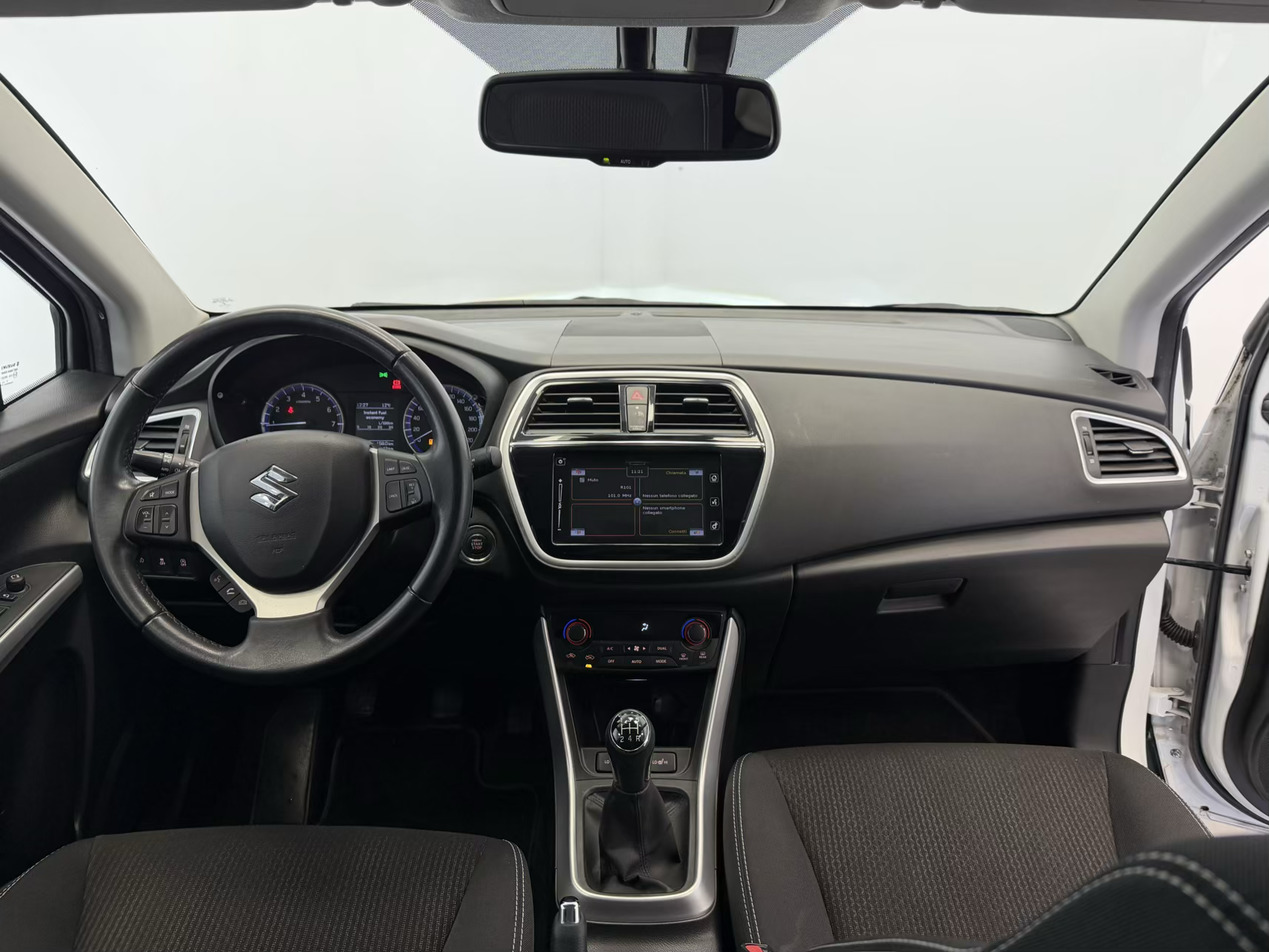 Suzuki S-Cross