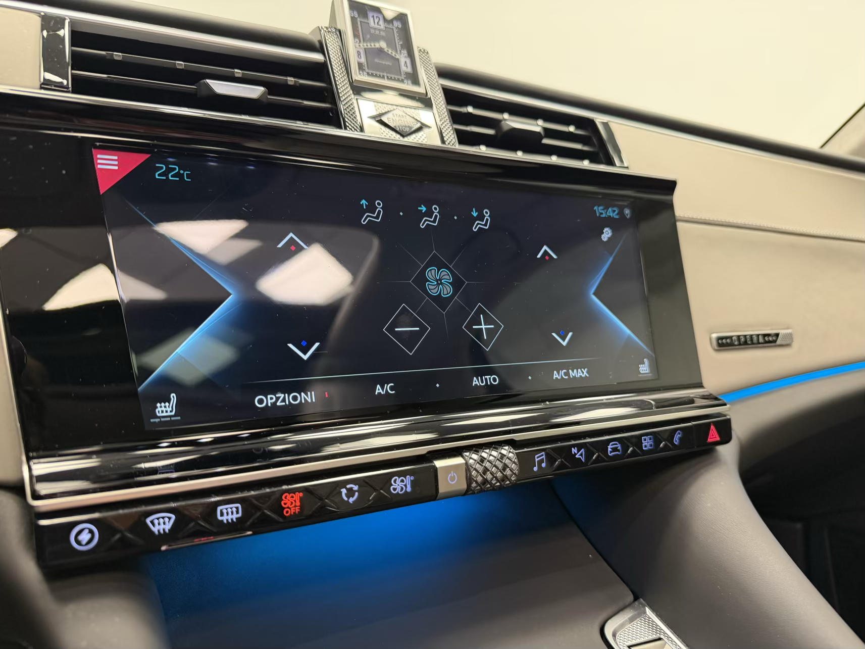 DS 9 Opera Premiere PHEV