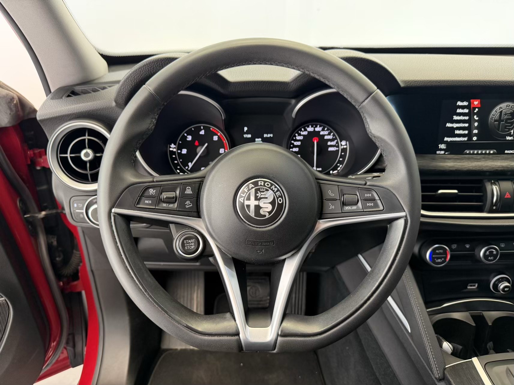 Alfa Romeo Stelvio Q4 