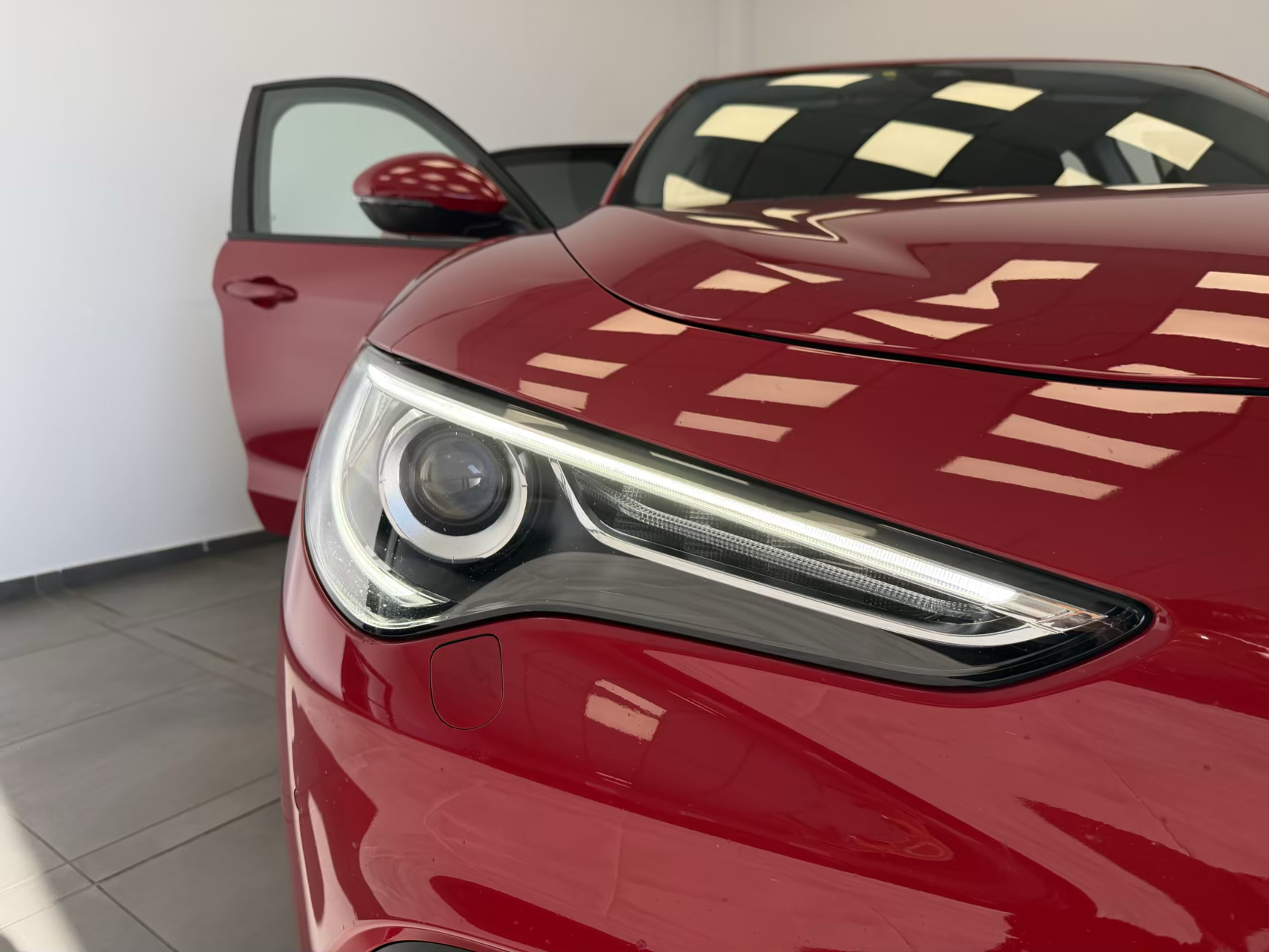 Alfa Romeo Stelvio Q4 