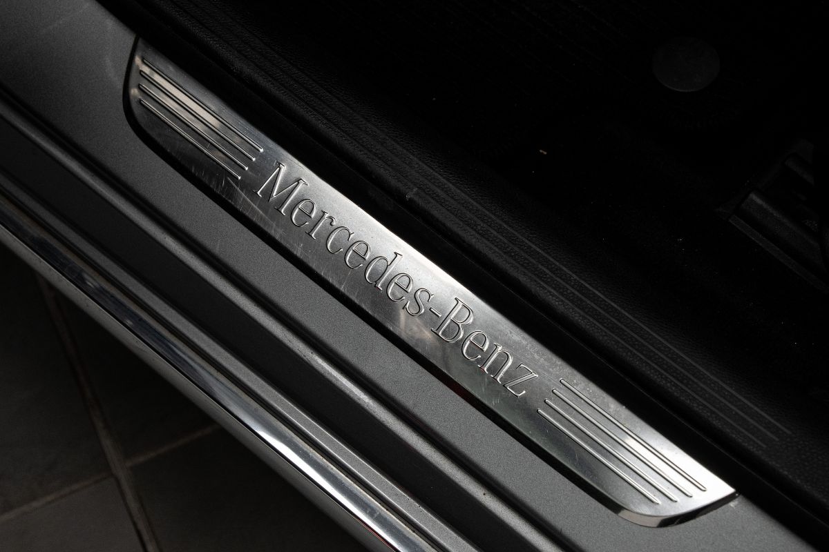 Mercedes-Benz C220
