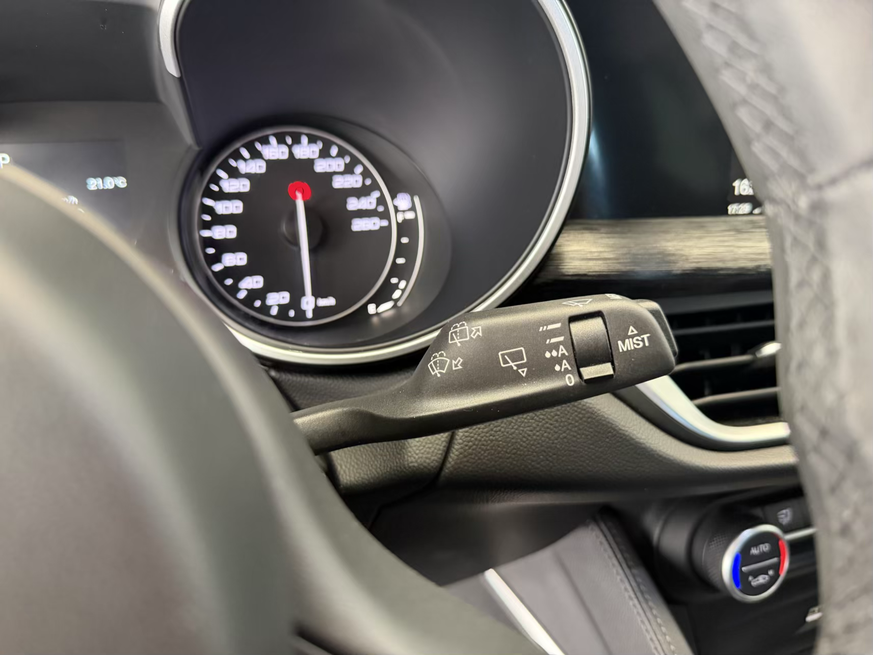 Alfa Romeo Stelvio Q4 