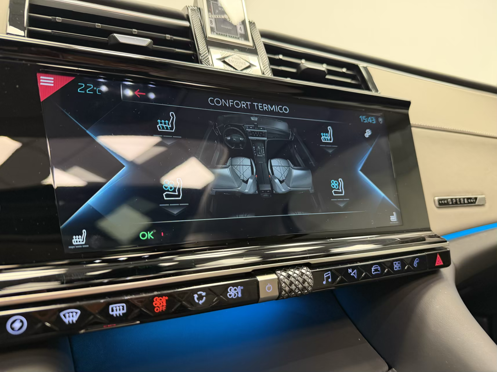 DS 9 Opera Premiere PHEV