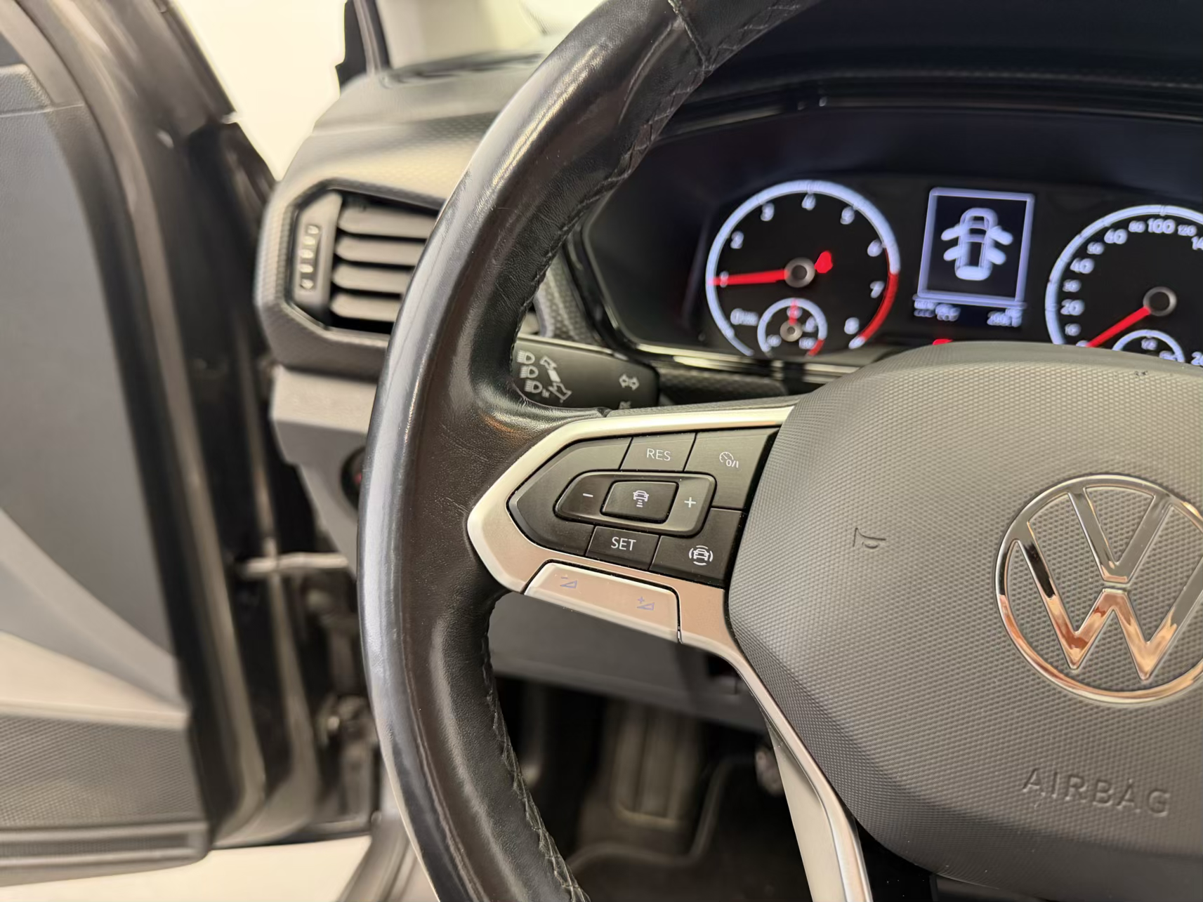 Volkswagen T-Cross Bi-fuel 