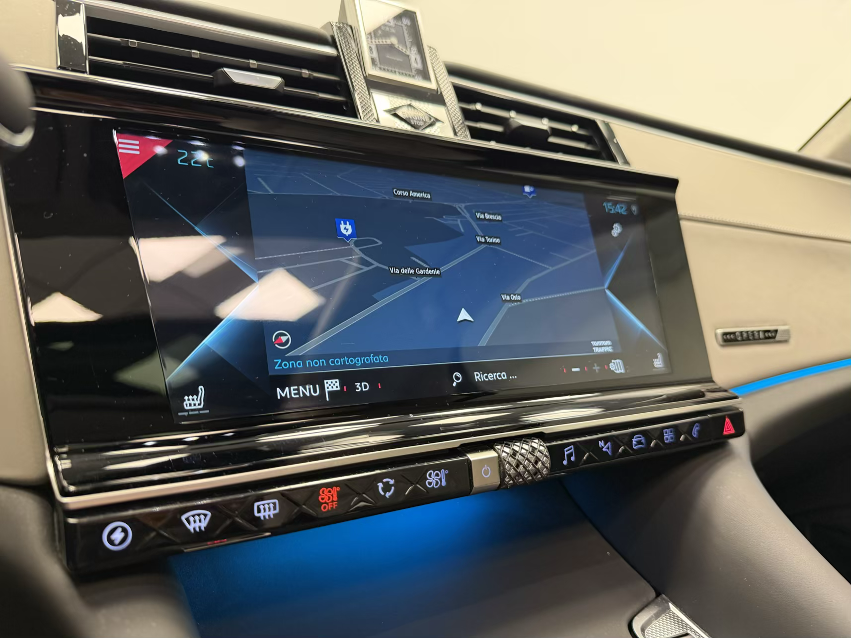DS 9 Opera Premiere PHEV