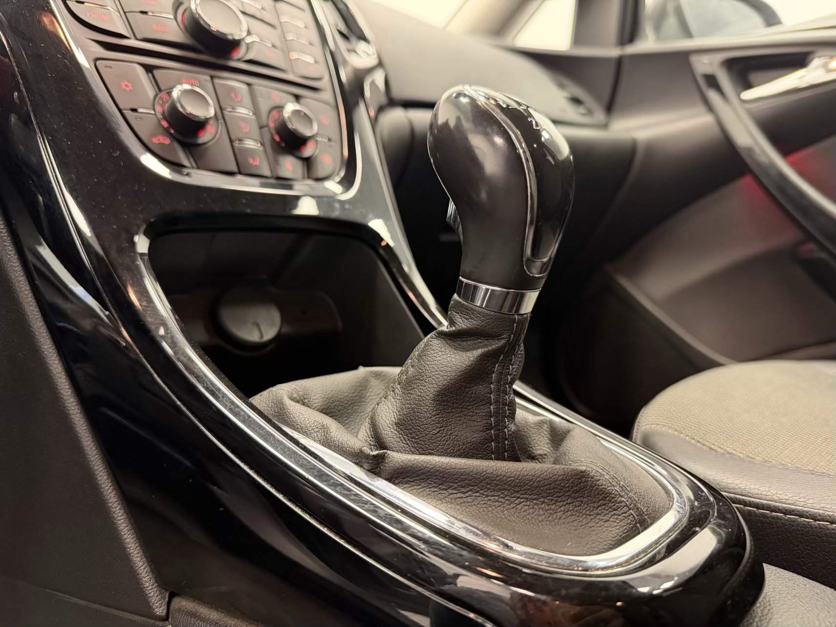 Opel Astra Sports Tourer Bi-fuel