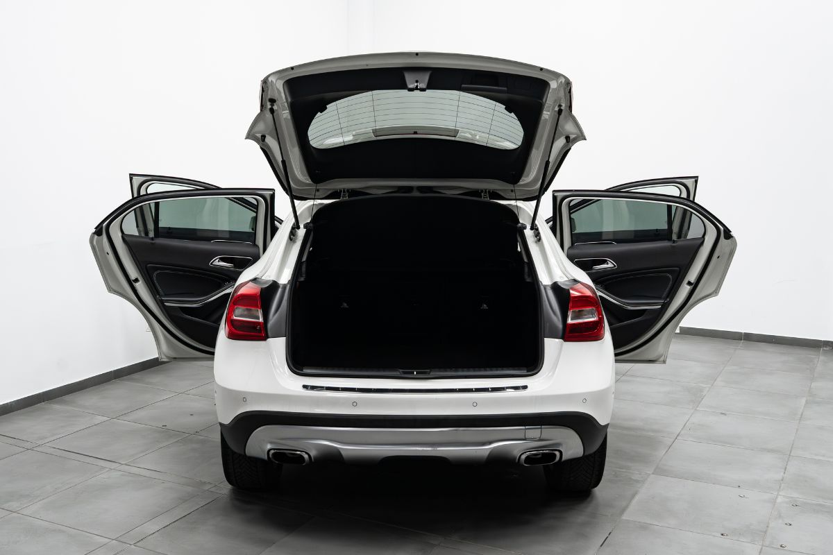 Mercedes-Benz GLA 200