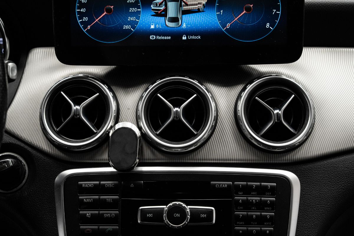 Mercedes-Benz GLA 200
