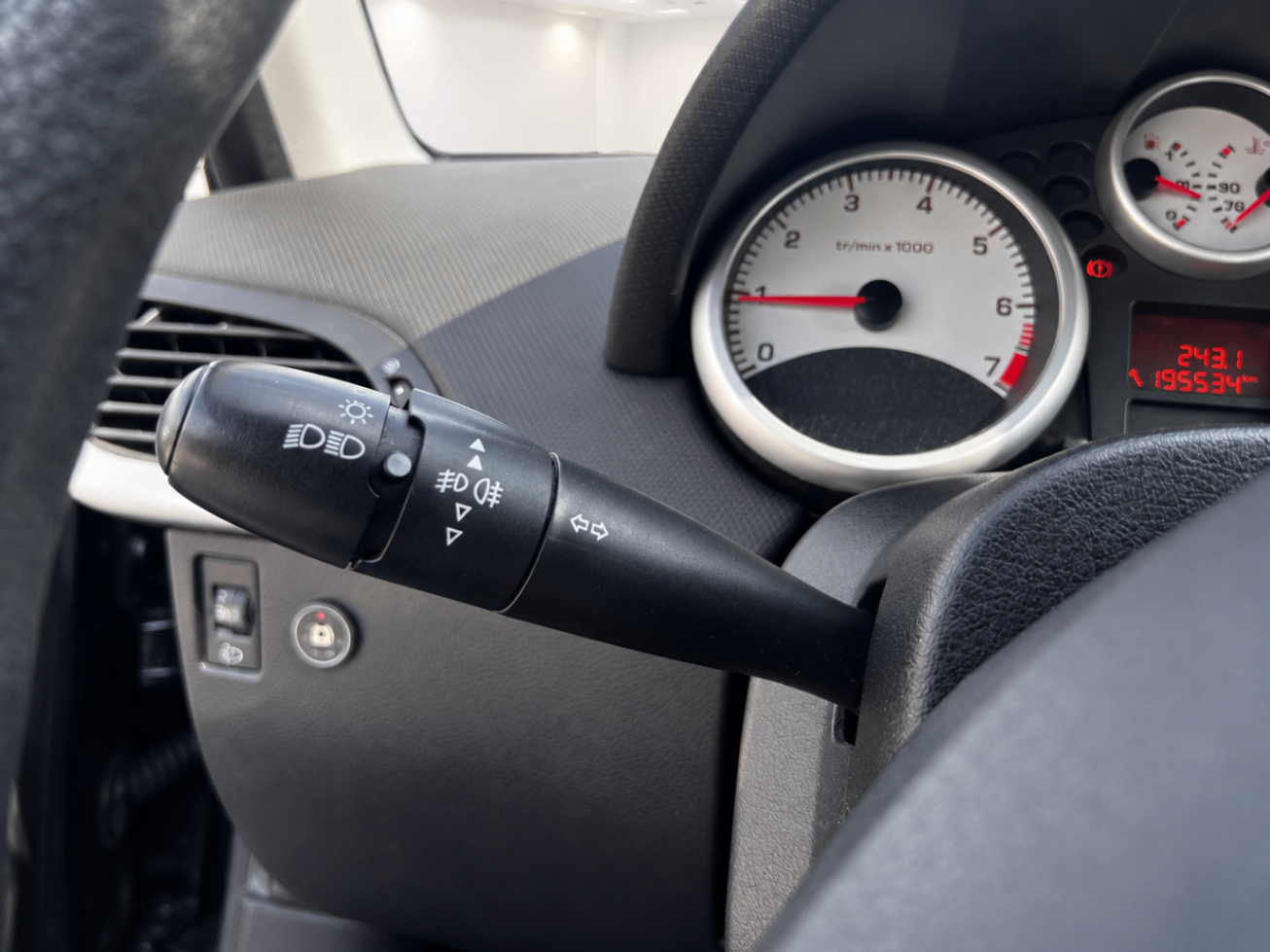 Peugeot 207 Bi-Fuel