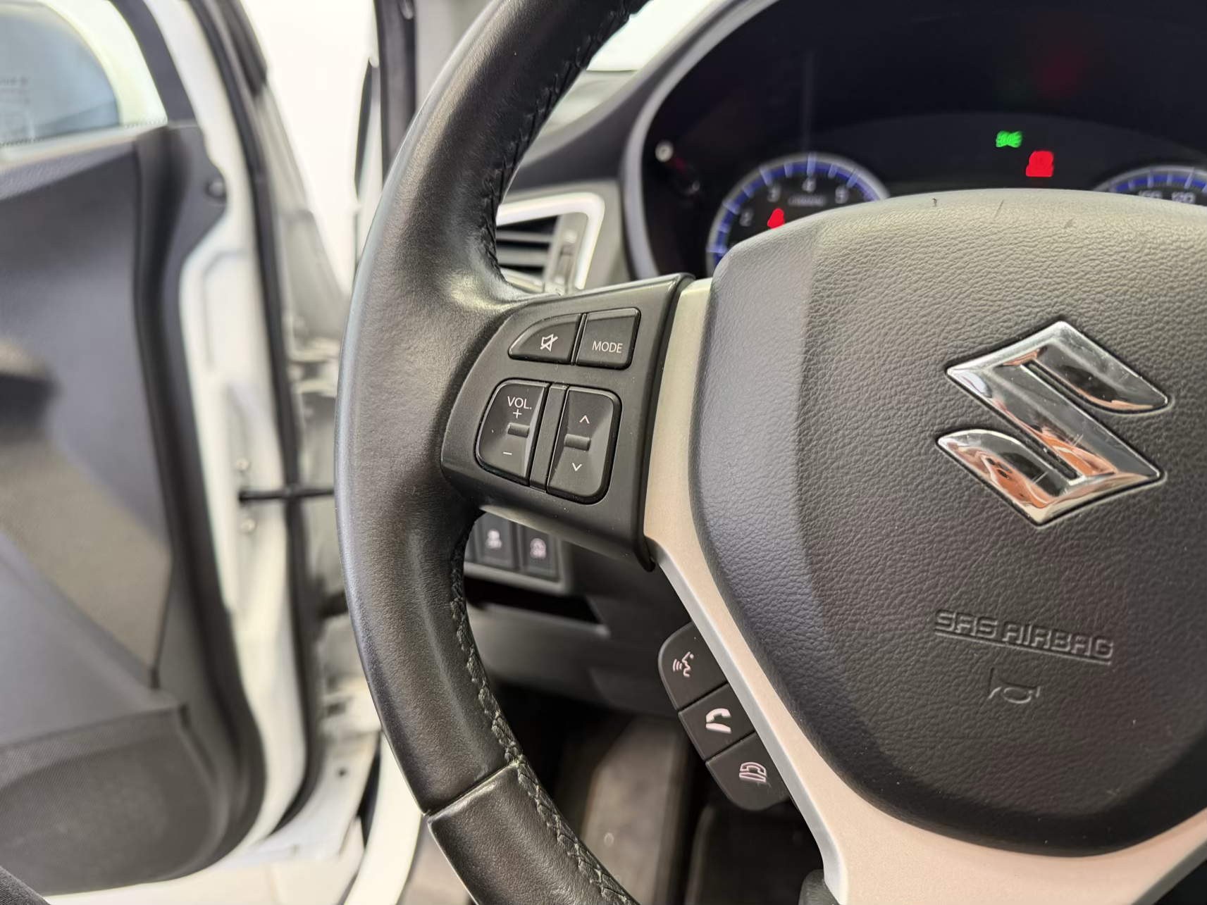 Suzuki S-Cross