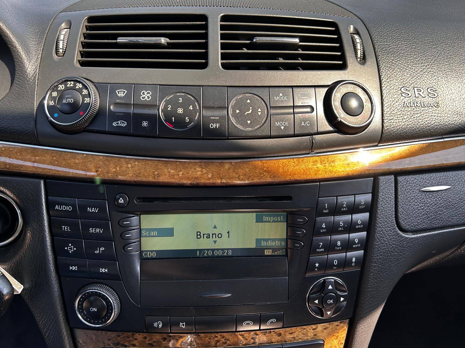 Mercedes-Benz E 280 CDI V6