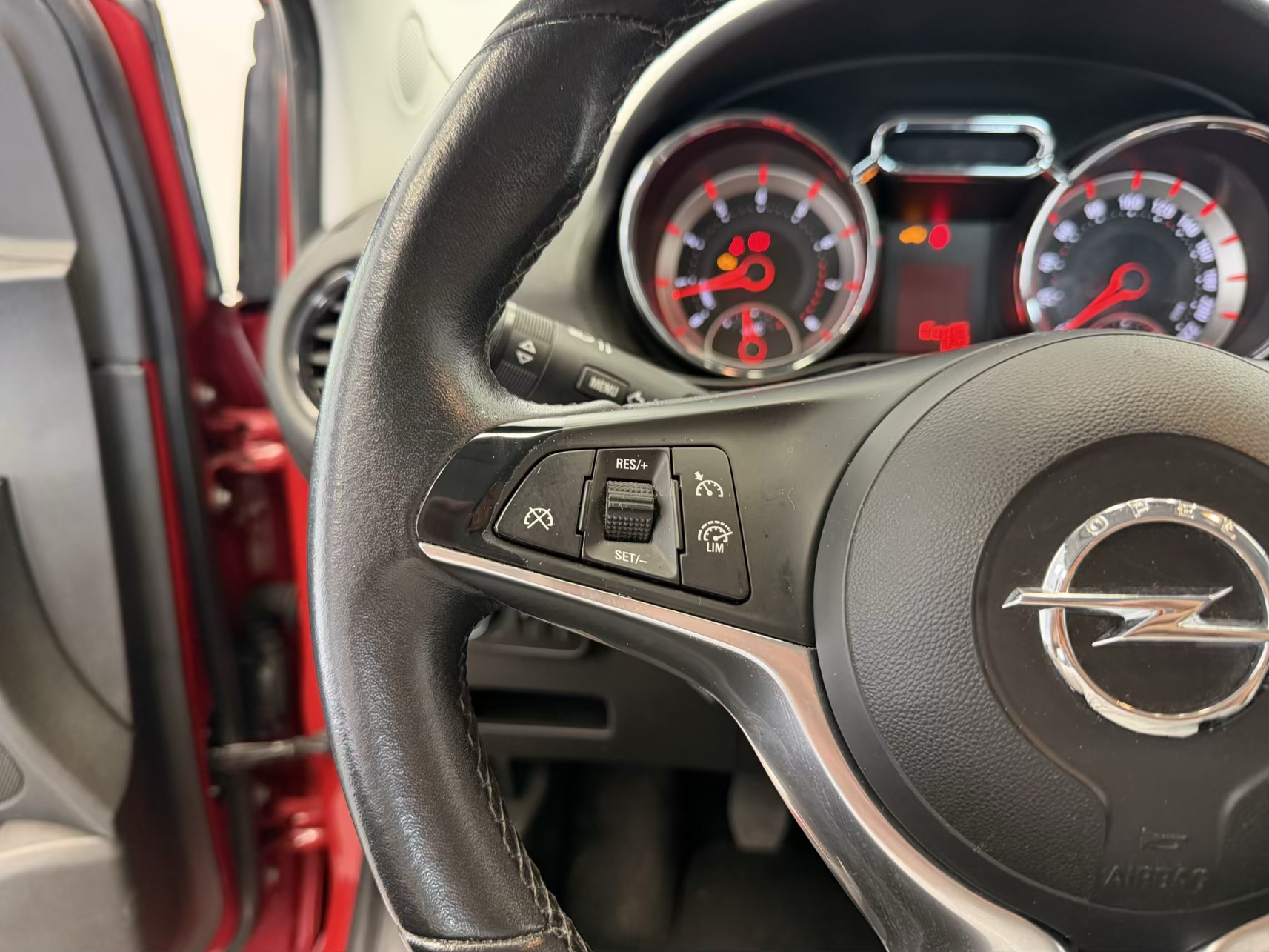 Opel Adam