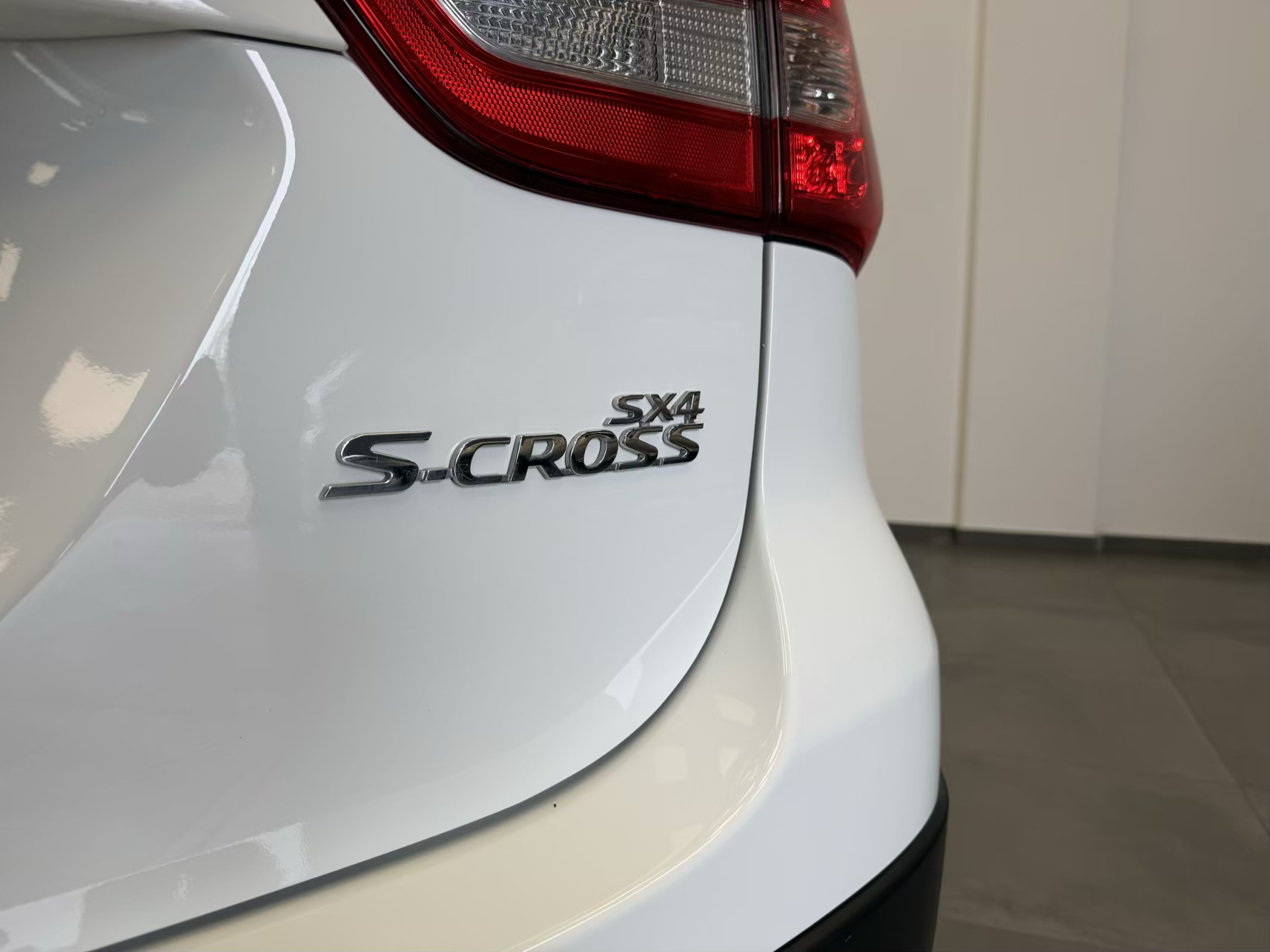 Suzuki S-Cross