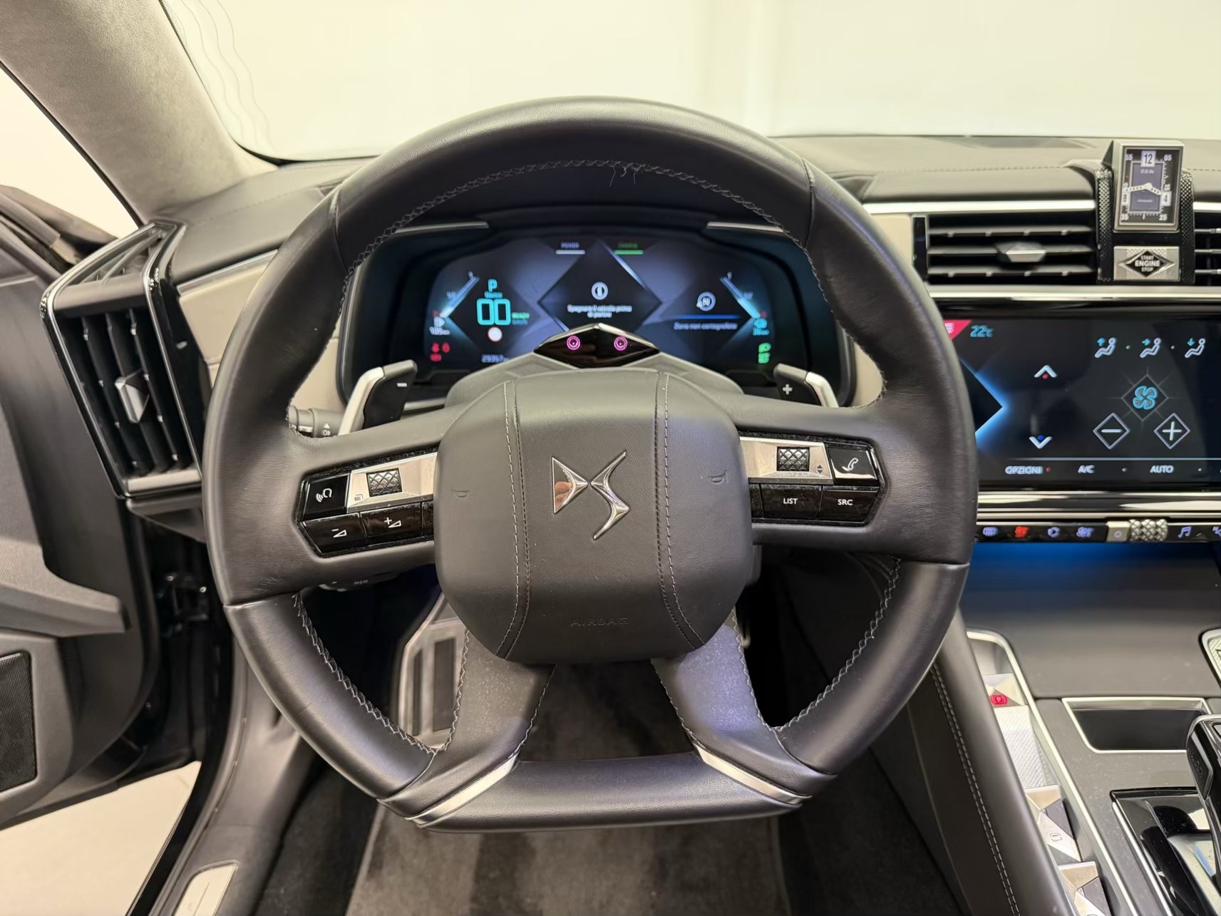 DS 9 Opera Premiere PHEV