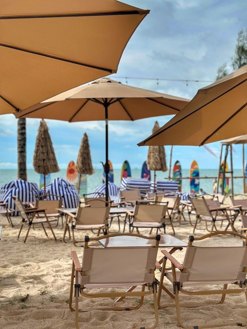 Old Sense Beach Bar - Bar / Pub in Batu Ferringhi - Photo 2