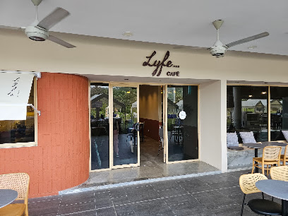 Lyfe Cafe & Restaurant - Restaurant in Rawang (Gamuda Gardens) - Photo 1