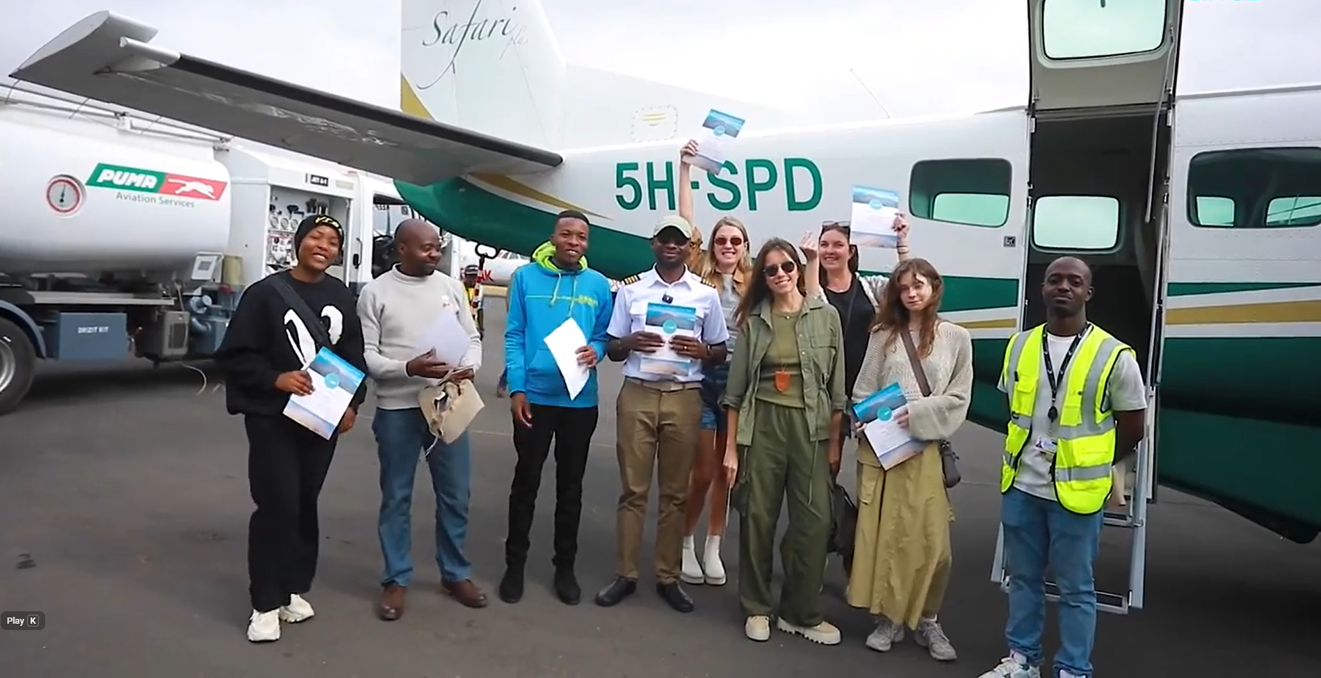 Children and aircraft representing the Soaring Scholars Initiative.