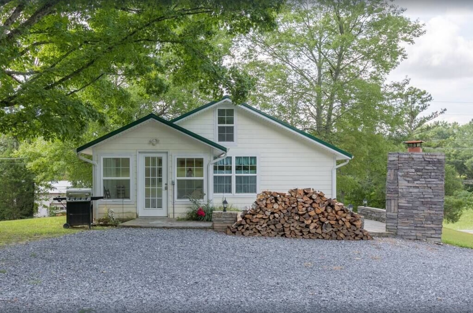 A Mountain Cottage - Photo 2