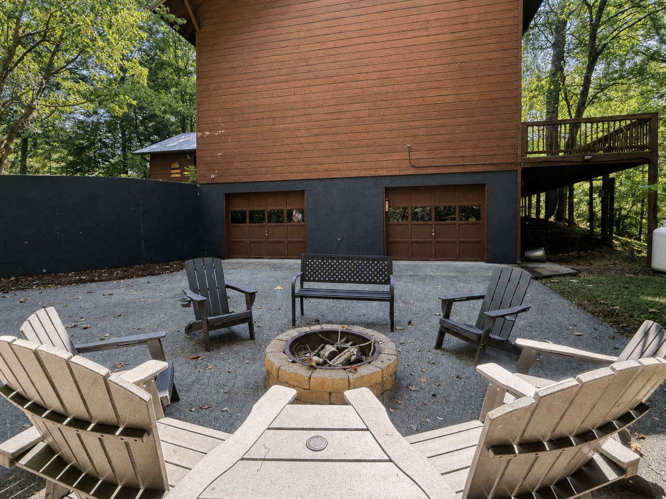 Wandering Bear Lodge - Photo 2