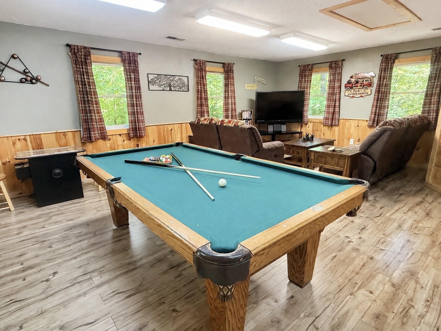 Wandering Bear Lodge - Photo 4