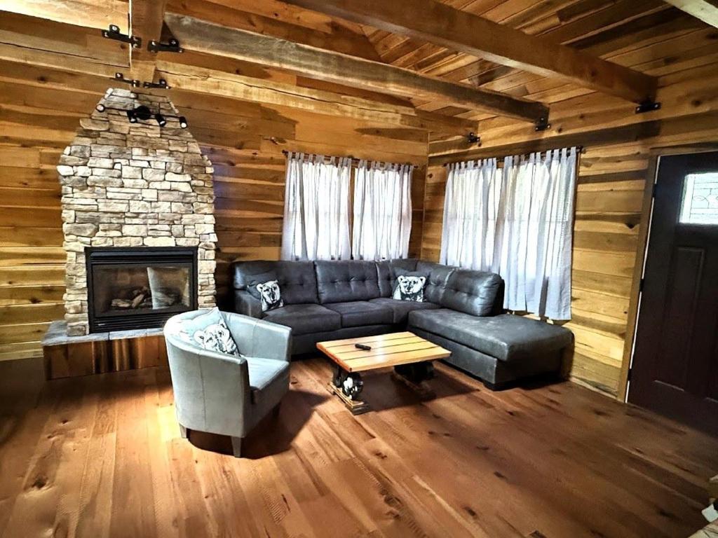 Smoky Mountain Getaway - Photo 5