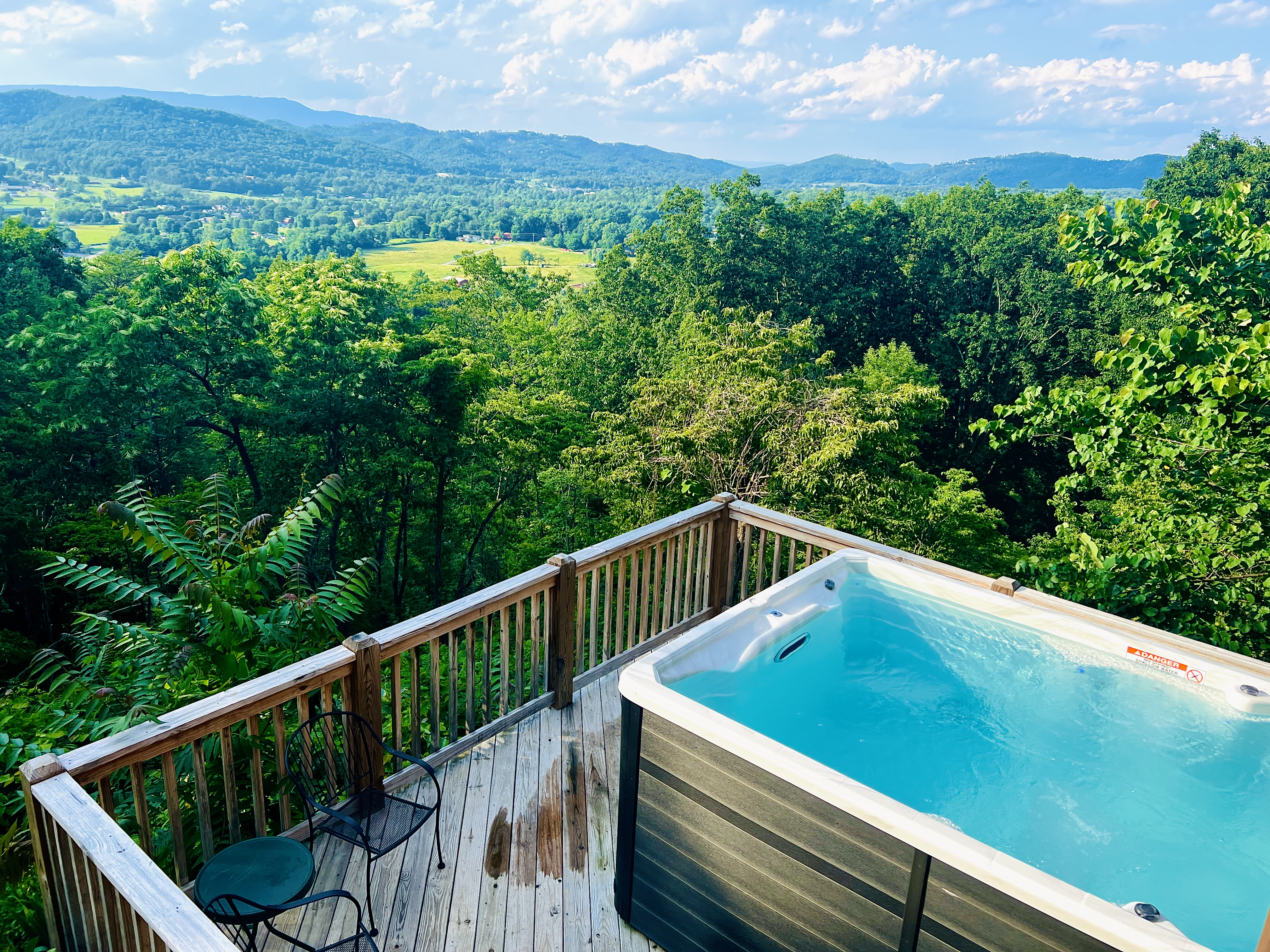 Little Greenbriar Lodge - Photo 2