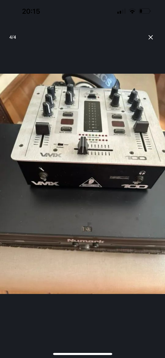Equipamento de dj miniatura 4