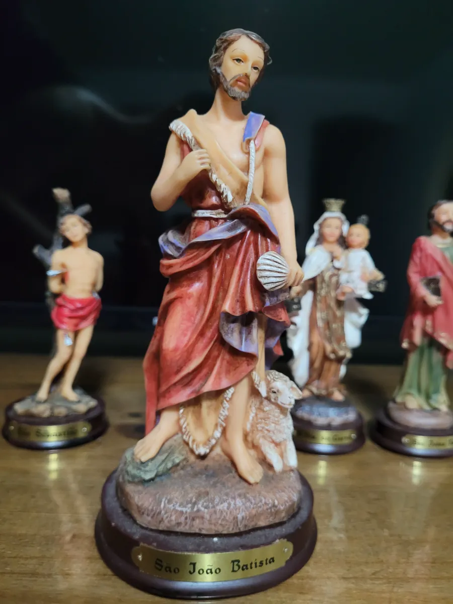 Imagens religiosas em resina. miniatura 2