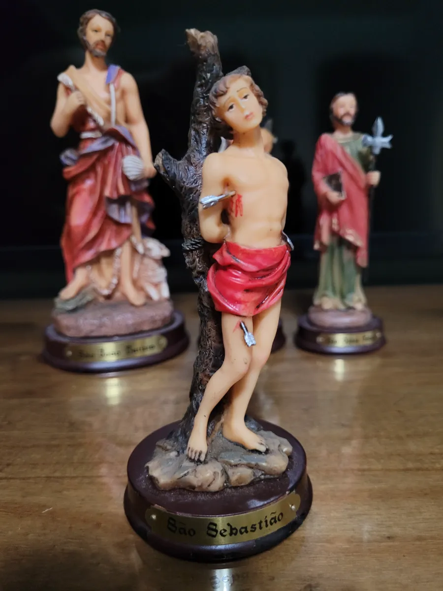 Imagens religiosas em resina. miniatura 5