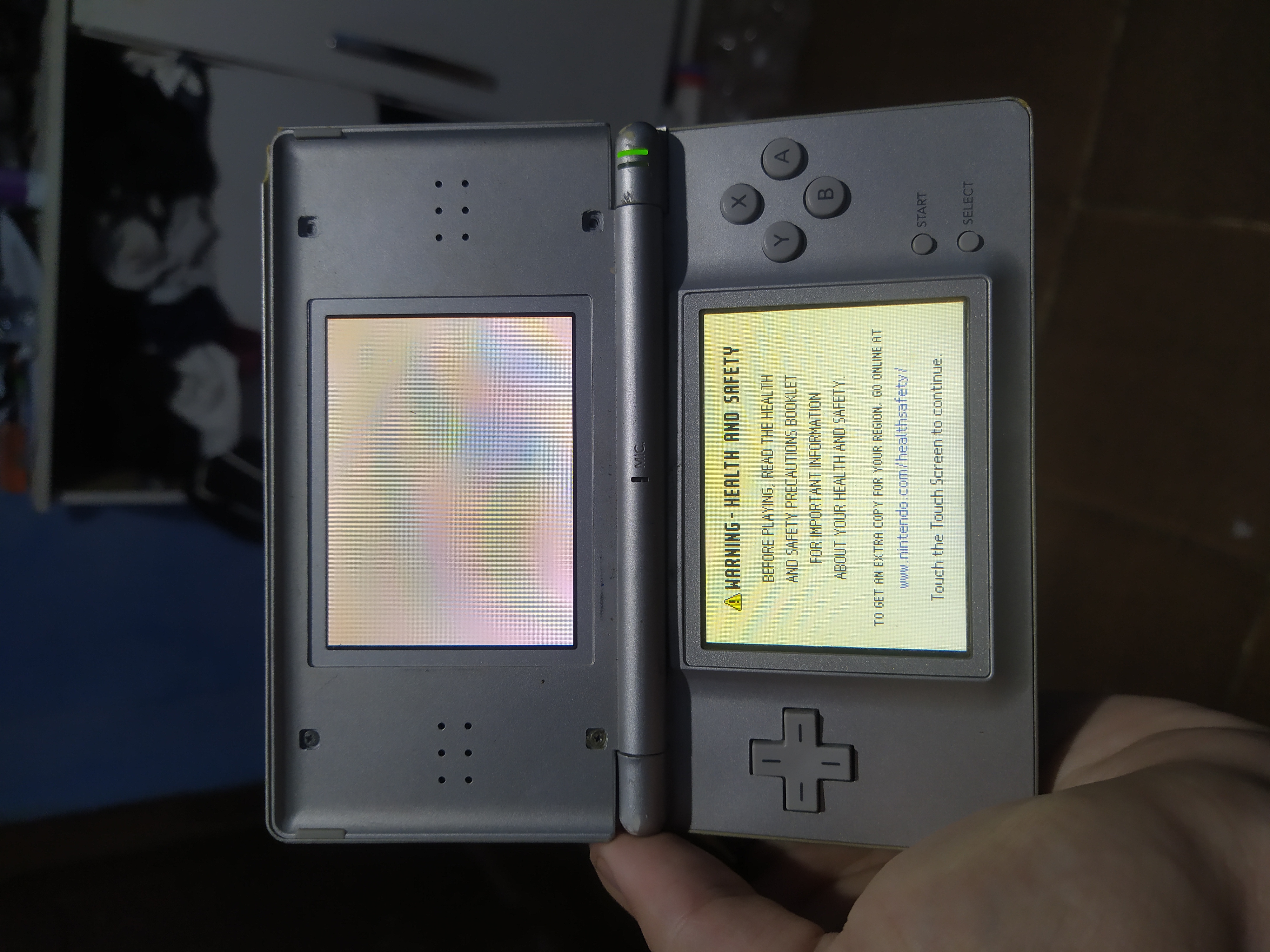 Nintendo DS Lite Prata (Com uma tela funcionando) para Troca! miniatura 5