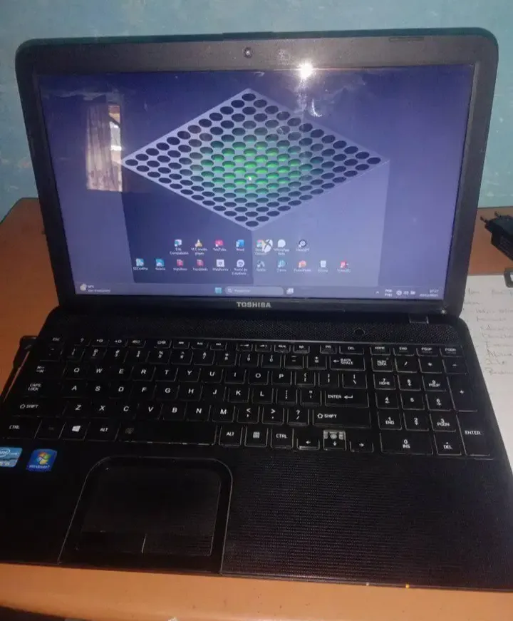 Notebook Toshiba para Troca! miniatura 2