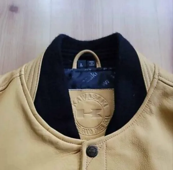 Jaqueta Kawasaki em couro miniatura 5