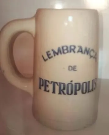 Caneca colecionável - Lembrança de Petrópolis 