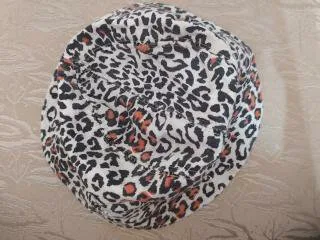 Chapéu modelo bucket miniatura 3