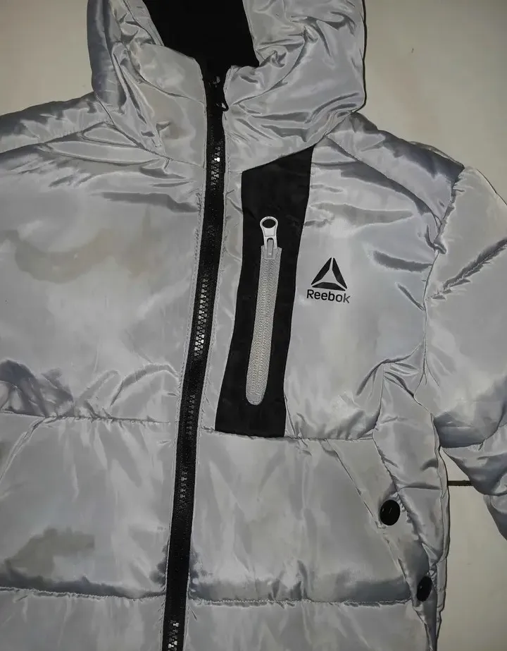Casaco Infantil Reebok 4T Impecável! miniatura 3