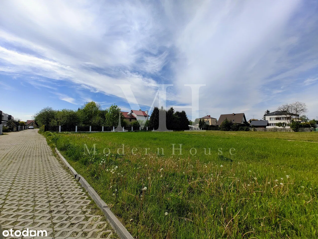 Dom z duszą i pięknym ogrodem – Grabówka, gotowy do zamieszkania! - zdjęcie 15