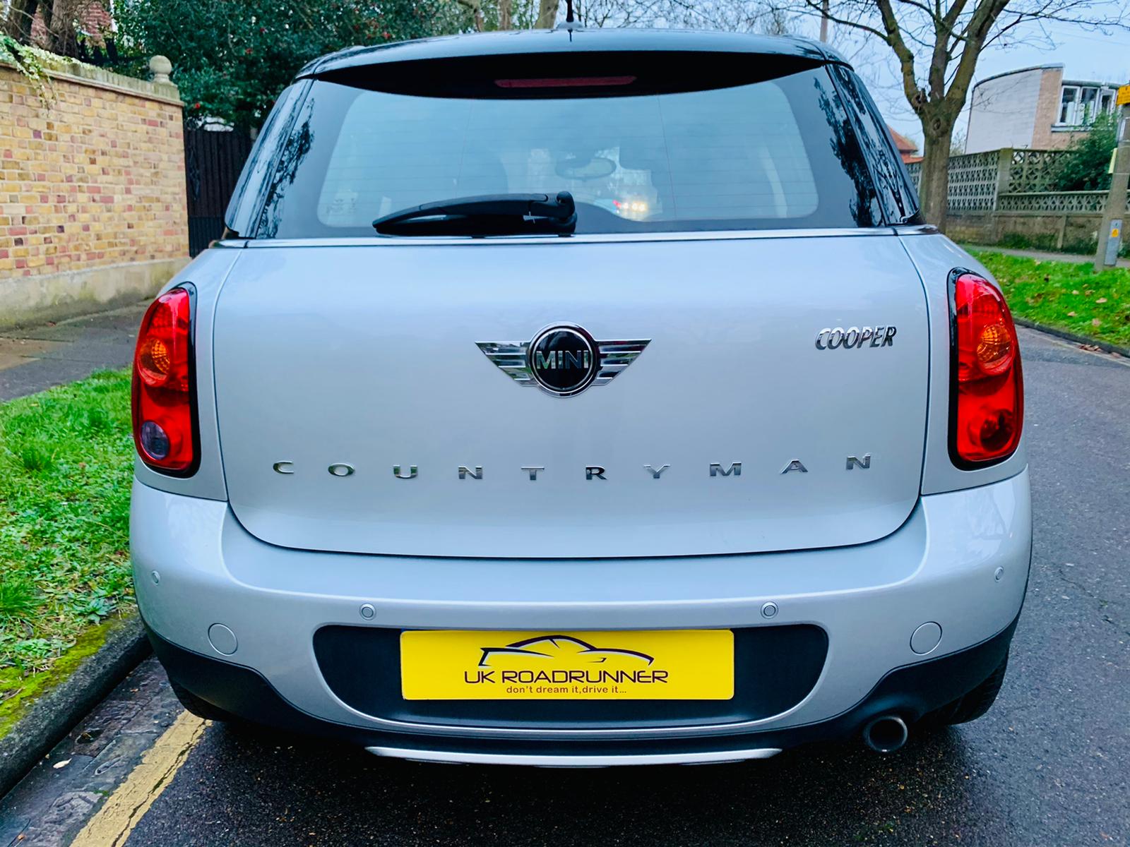 2014 MINI Cooper Countryman image 9