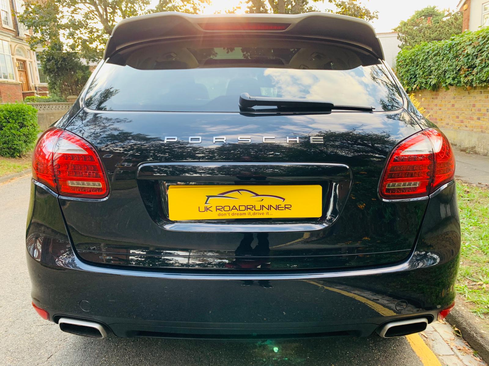 2014 Porsche Cayenne image 11