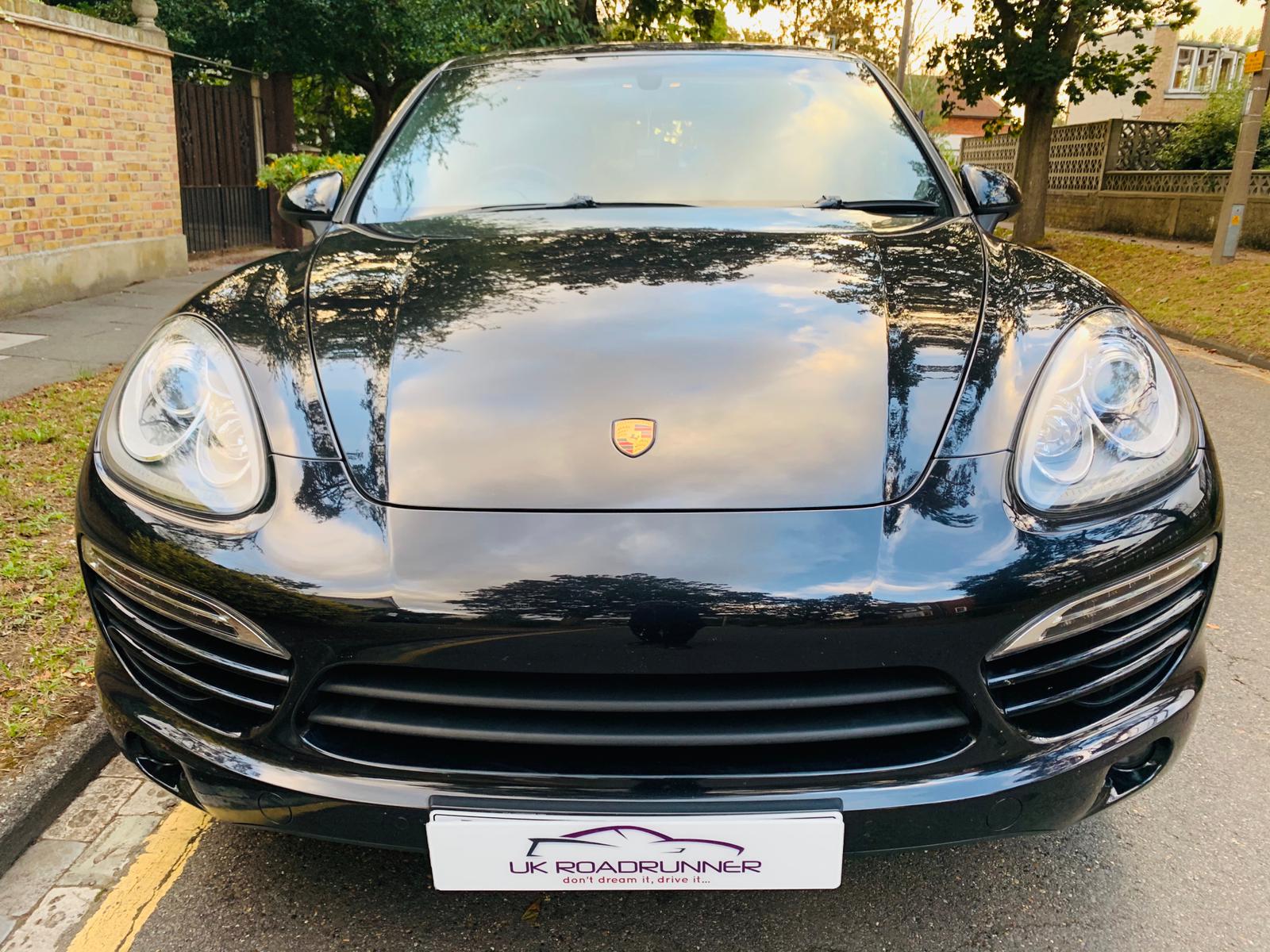 2014 Porsche Cayenne  image 2