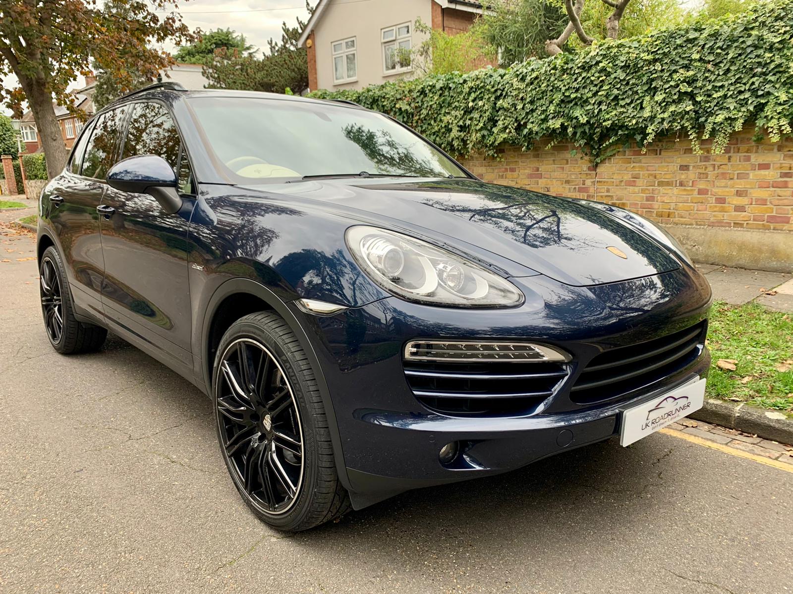 2014 Porsche Cayenne  image 1