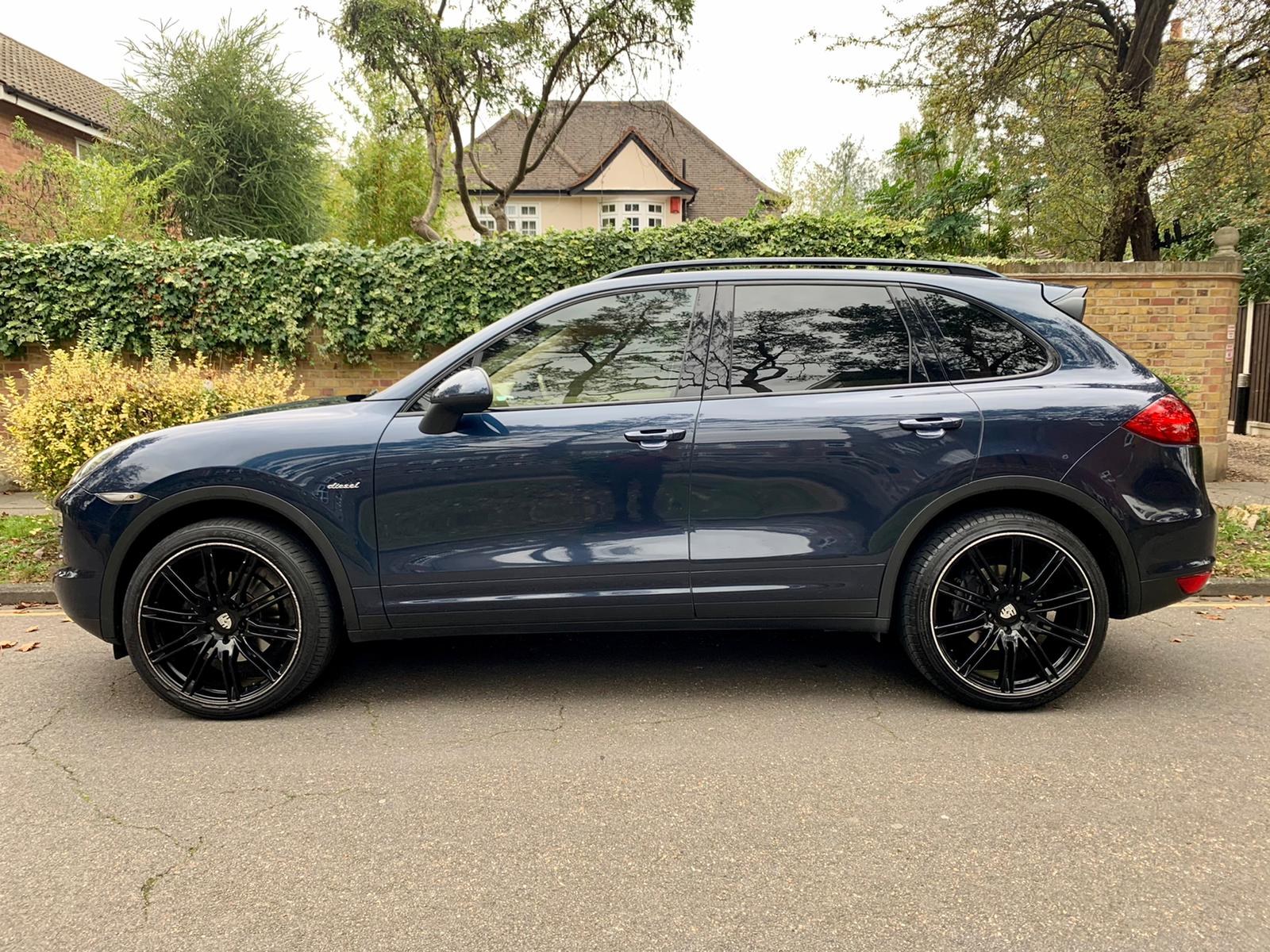 2014 Porsche Cayenne  image 3