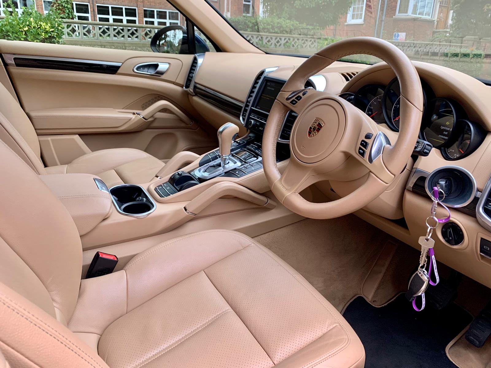 2014 Porsche Cayenne  image 6