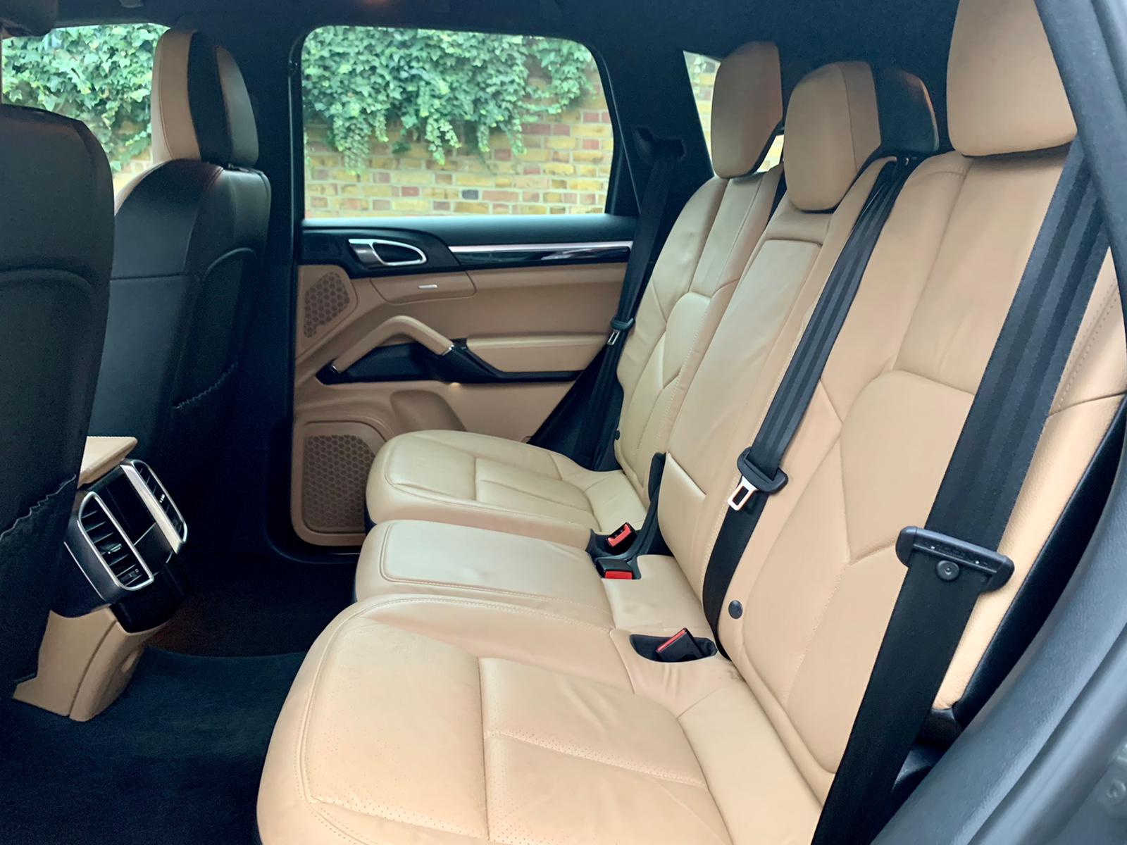 2014 Porsche Cayenne image 6