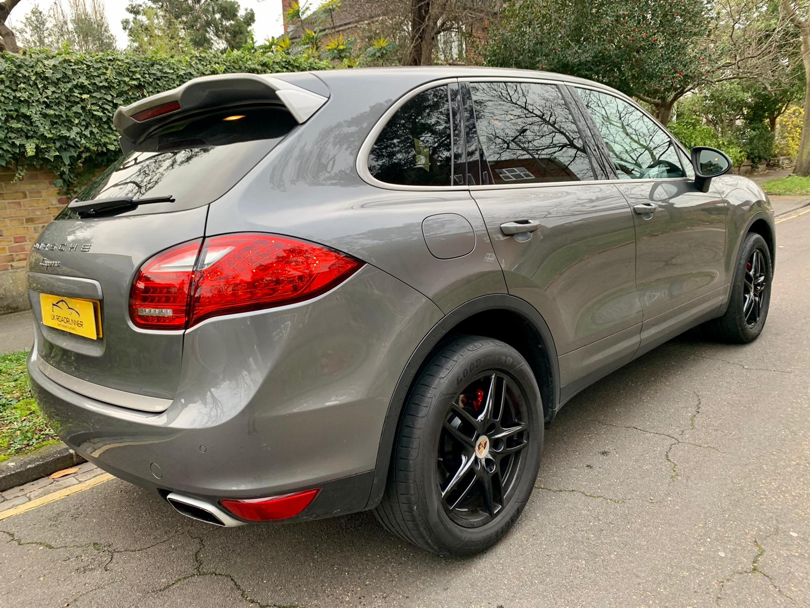 2014 Porsche Cayenne image 8