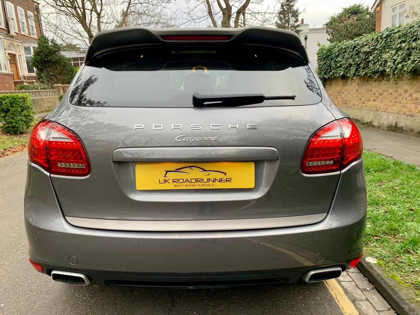 2014 Porsche Cayenne image 9