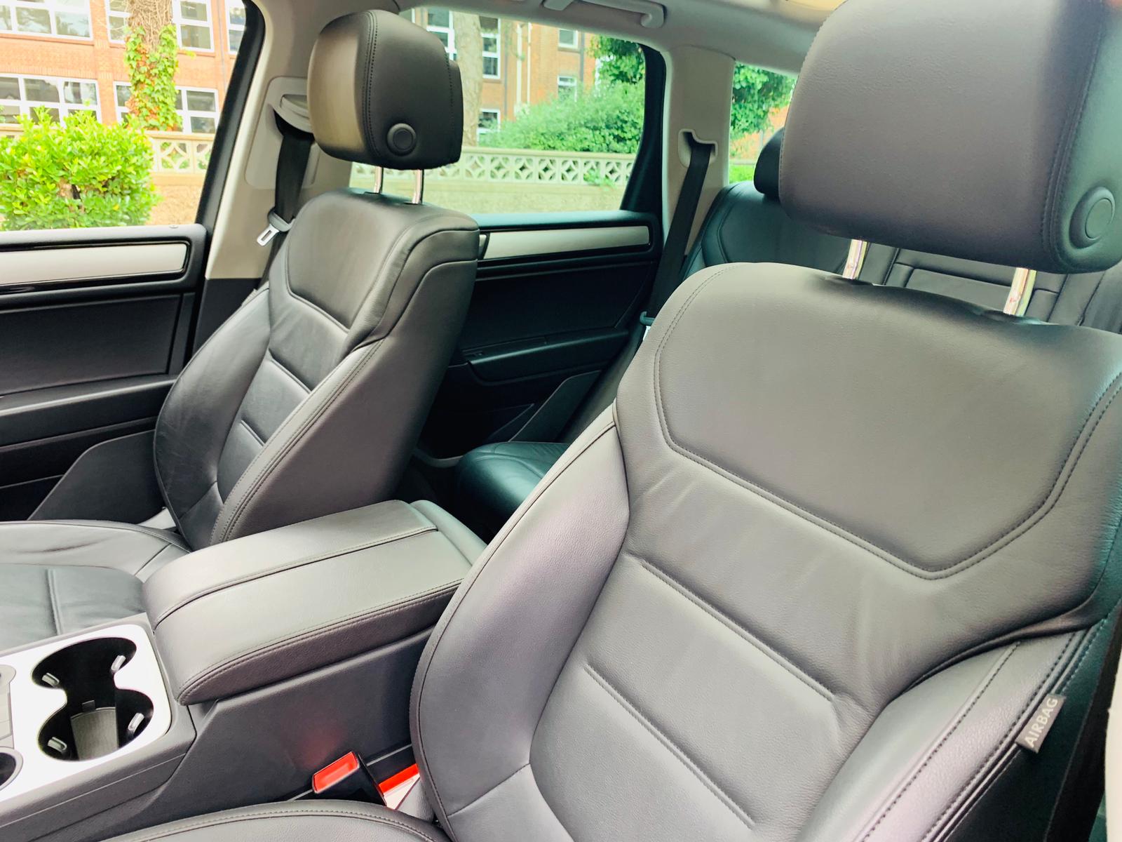 2014 VW Touareg  image 8