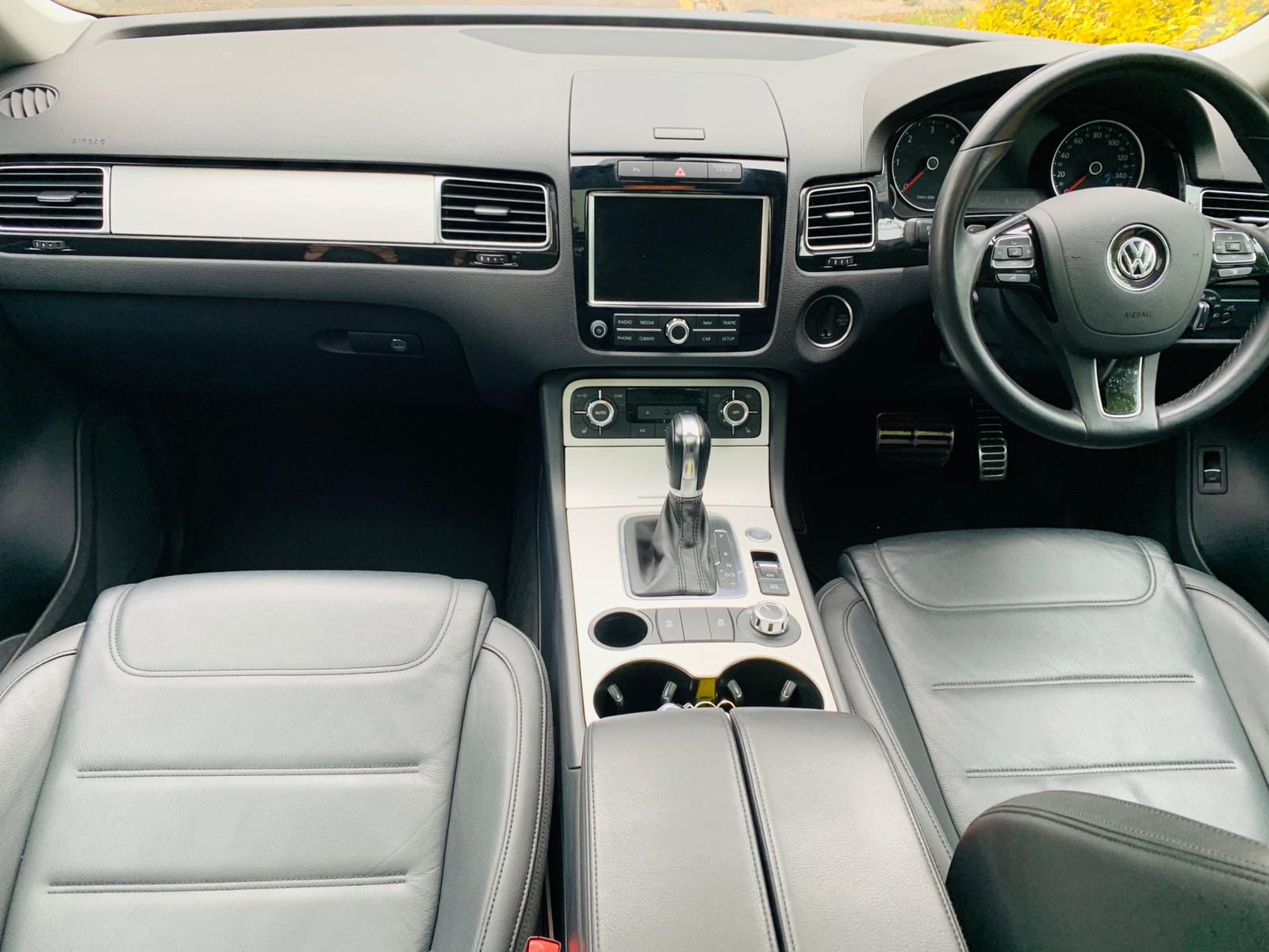 2014 VW Touareg  image 6