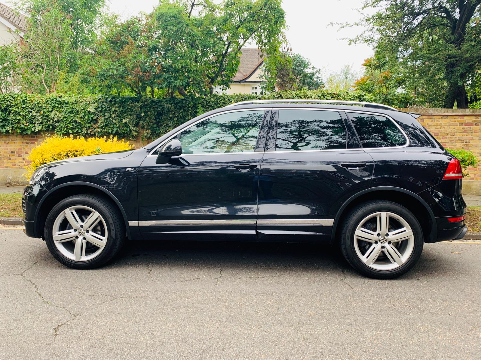 2014 VW Touareg  image 3