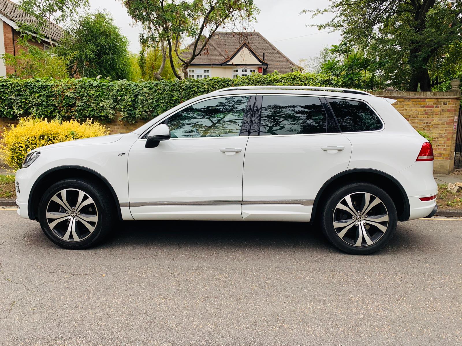 2014 VW Touareg  image 3