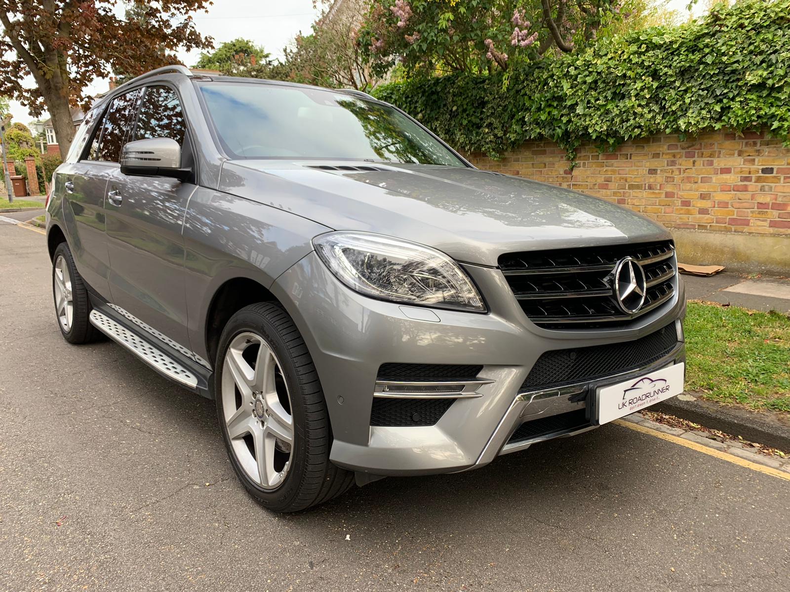 2015 Mercedes Benz ML350 image 1